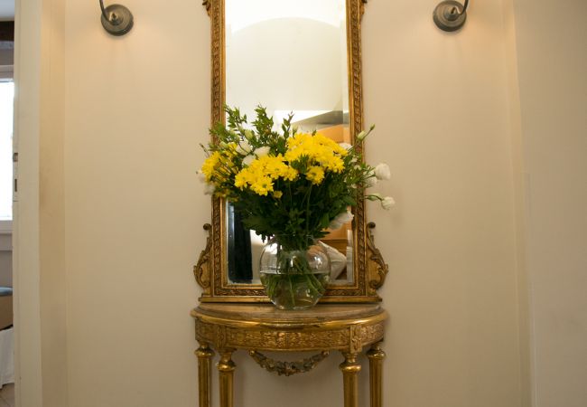 Appartamento a Roma - Your Prestigious Penthouse at the Spanish Steps Appartamento a Roma - Your Prestigious Penthouse at the Spanish Steps