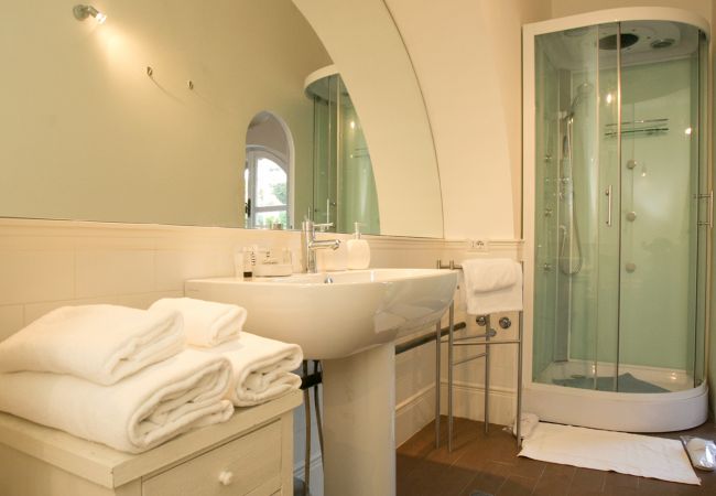 Appartamento a Roma - Your Prestigious Penthouse at the Spanish Steps Appartamento a Roma - Your Prestigious Penthouse at the Spanish Steps