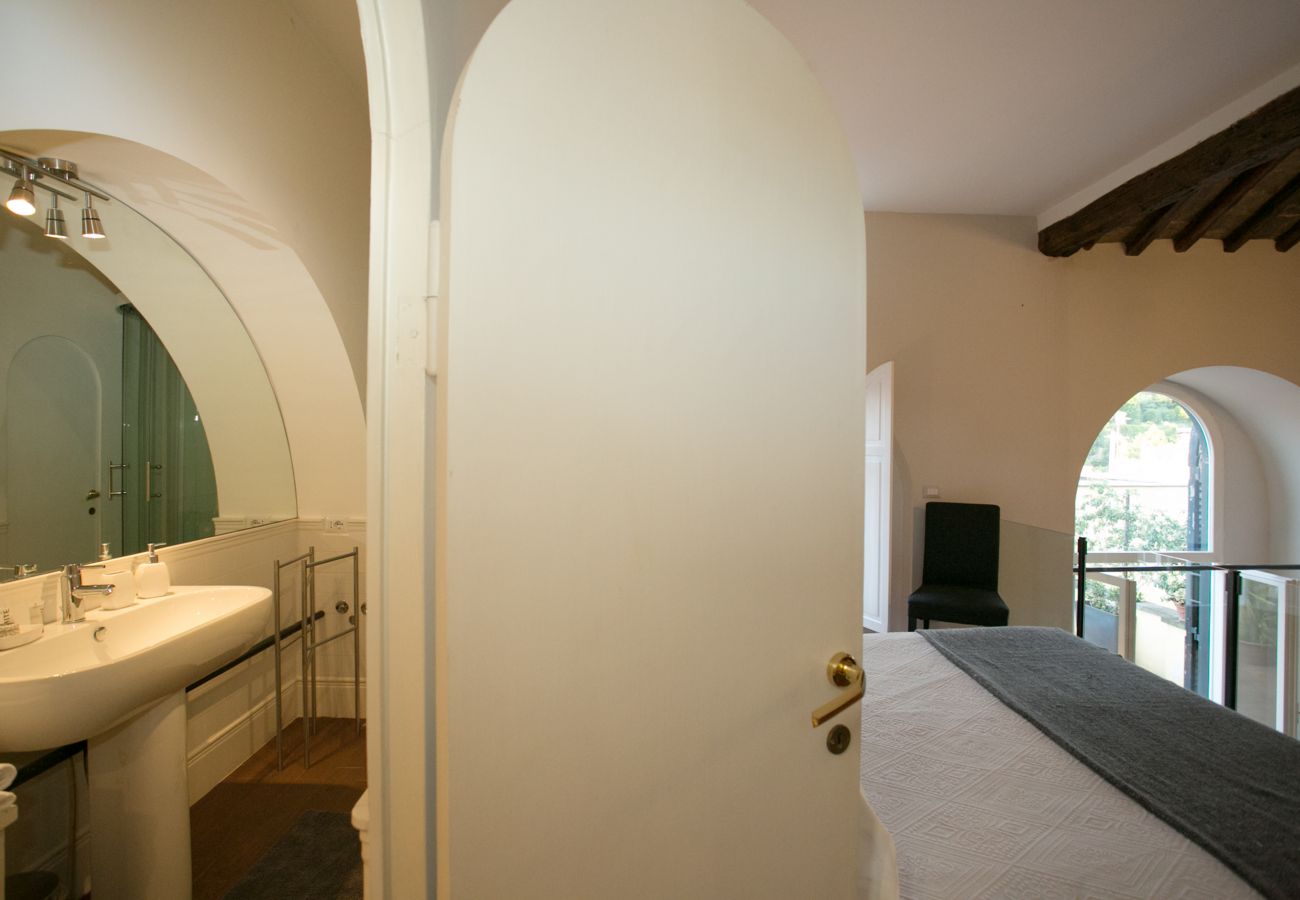 Appartamento a Roma - Your Prestigious Penthouse at the Spanish Steps