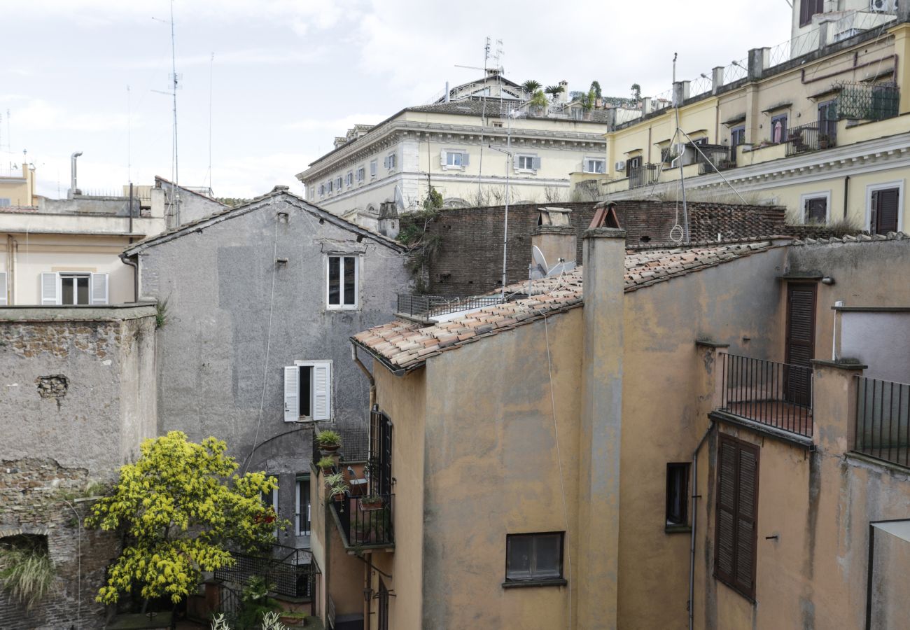 Appartamento a Roma - Pantheon Romantic Nest with Terrace