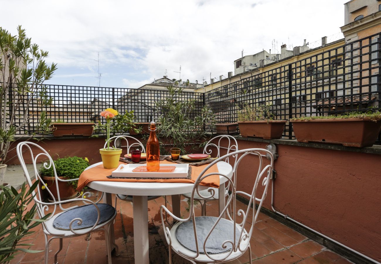 Appartamento a Roma - Pantheon Romantic Nest with Terrace