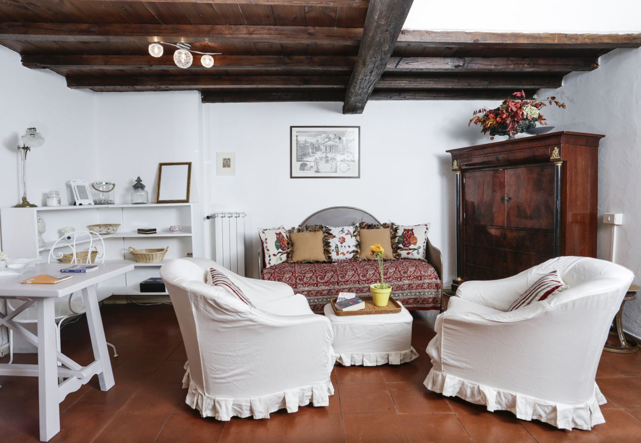 Appartamento a Roma - Pantheon Romantic Nest with Terrace