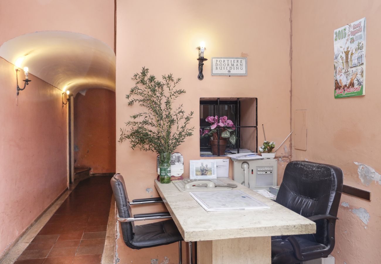 Appartamento a Roma - Pantheon Romantic Nest with Terrace