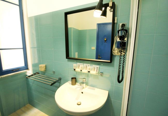 Appartamento a Roma - Walk to the Colosseum from your Family Apt Appartamento a Roma - Walk to the Colosseum from your Family Apt