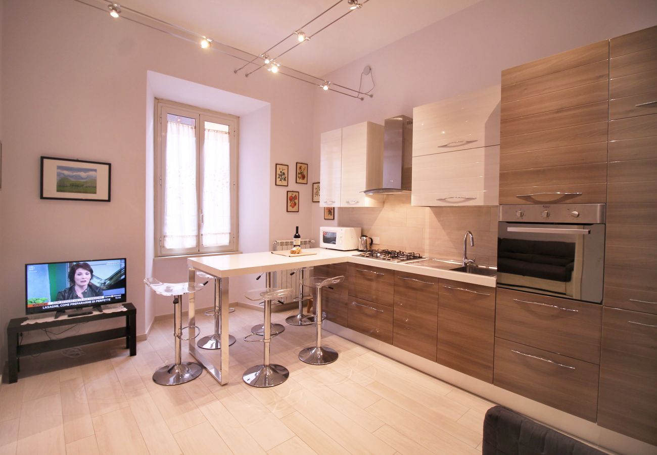 Appartamento a Roma - Walk to the Vatican from Your Smart Apt