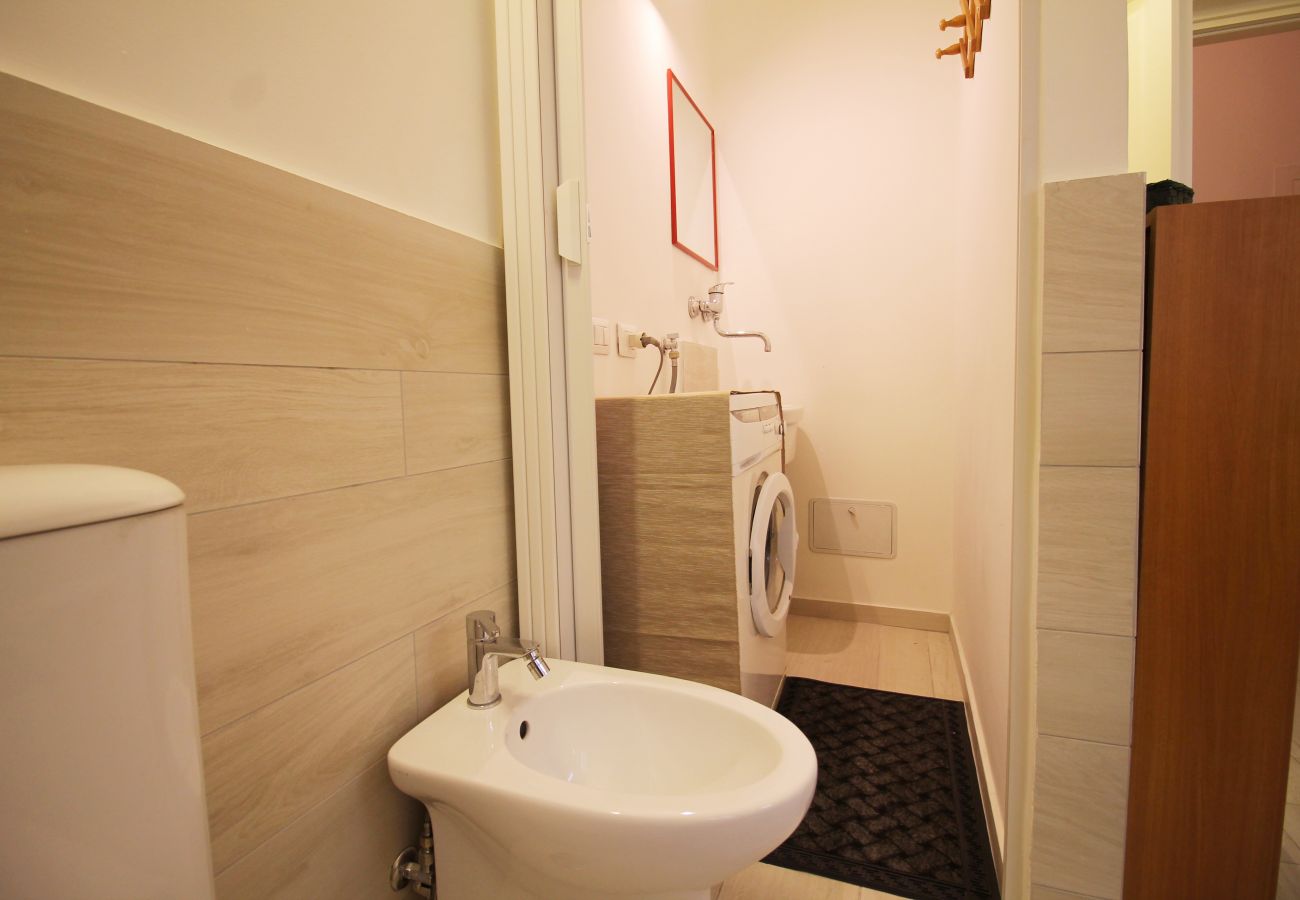 Appartamento a Roma - Walk to the Vatican from Your Smart Apt