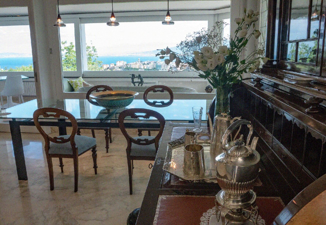 Villa a Vico Equense - Stunning Villa Vesuvian view