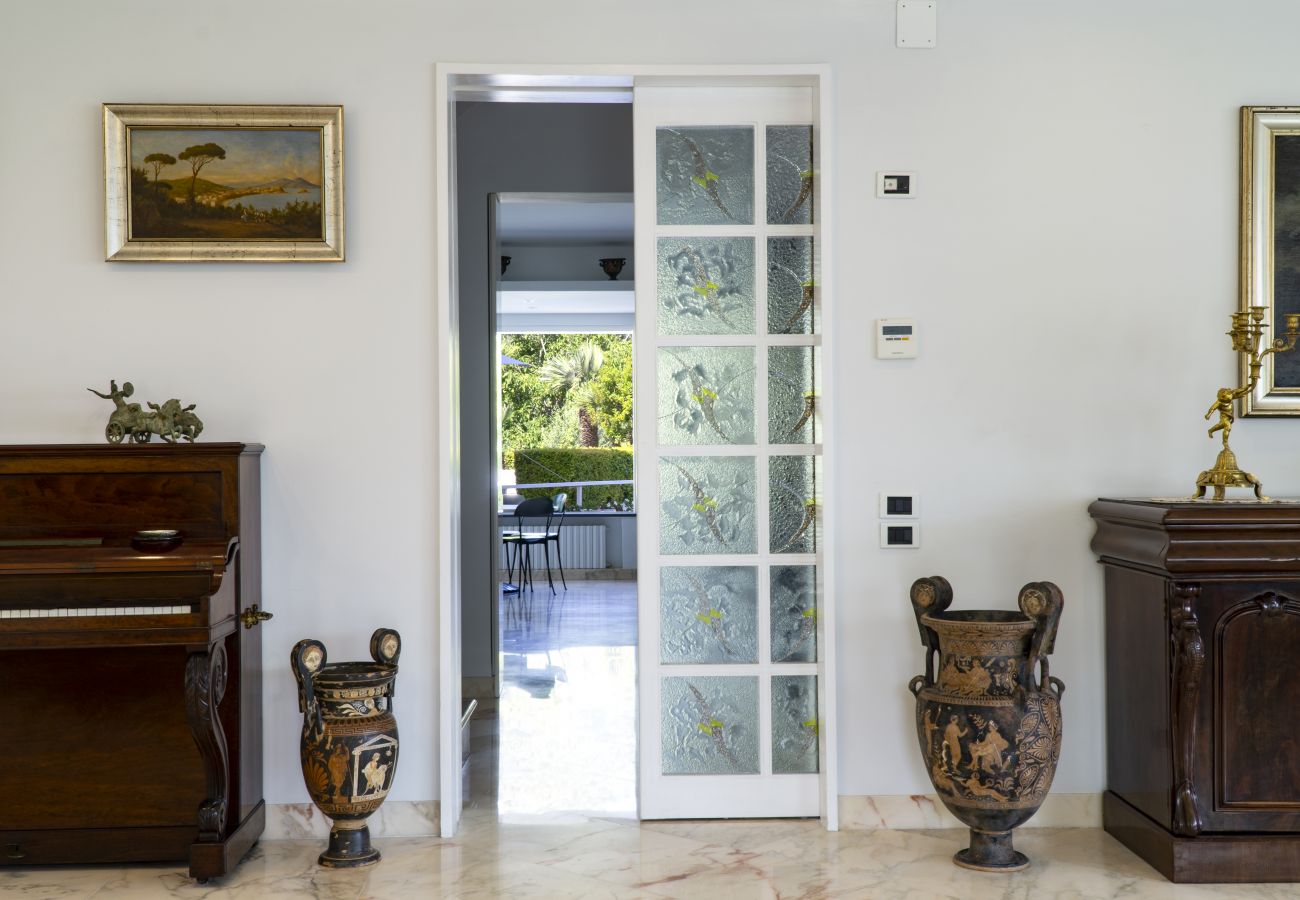 Villa a Vico Equense - Stunning Villa Vesuvian view