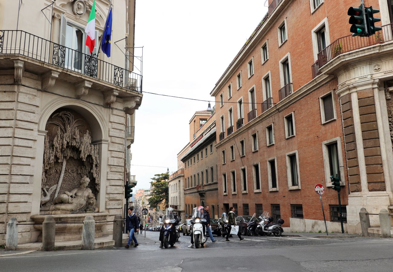 Affitto per camere a Roma - Trevi palazzo storico suite B&B