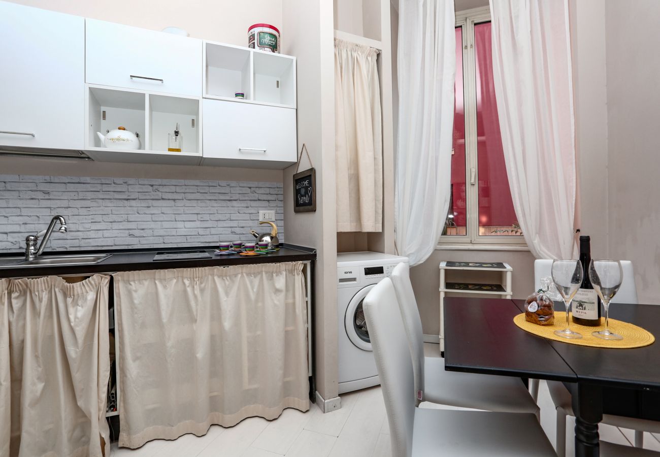 Appartamento a Roma - American Uni 2Br Lovely Apt