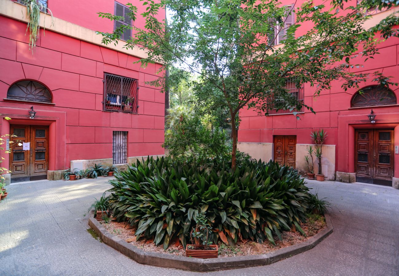Appartamento a Roma - American Uni 2Br Lovely Apt