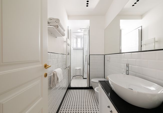 Appartamento a Roma - Esquilino Exquisite 2BR Apartment Appartamento a Roma - Esquilino Exquisite 2BR Apartment