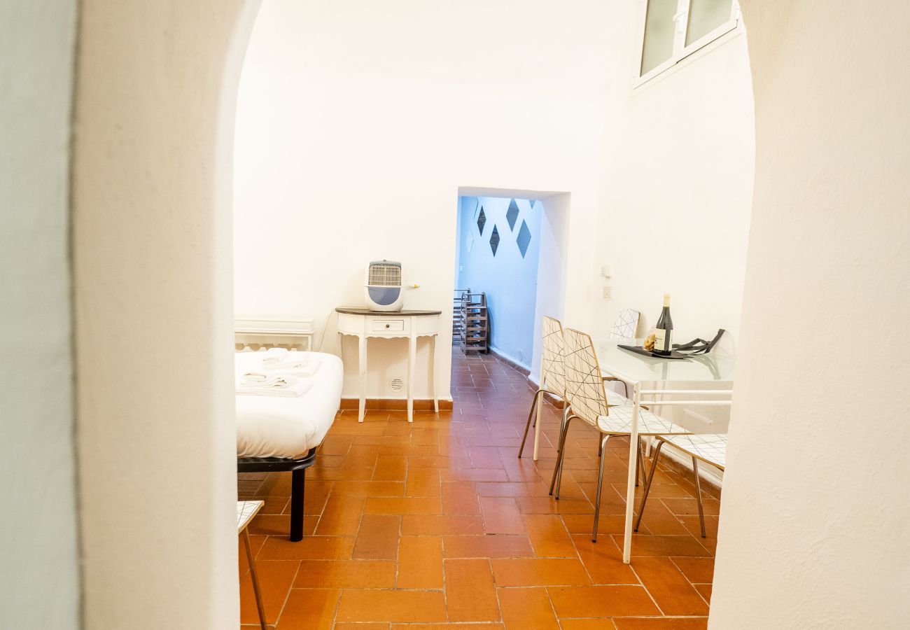 Studio a Roma - Campo de Fiori Grotto Apartment