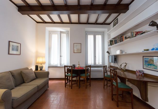  a Roma - Campo de Fiori Lovely Apartment