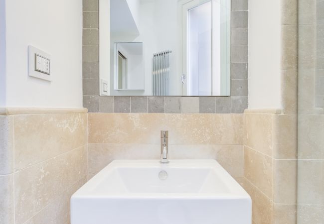 Appartamento a Roma - Gonfalone Residence Viola Appartamento a Roma - Gonfalone Residence Viola