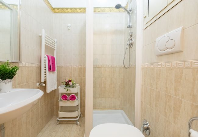 Appartamento a Roma - Cozy & Chic 2BR Apt near Campo de’ Fiori/Navona Appartamento a Roma - Cozy & Chic 2BR Apt near Campo de’ Fiori/Navona
