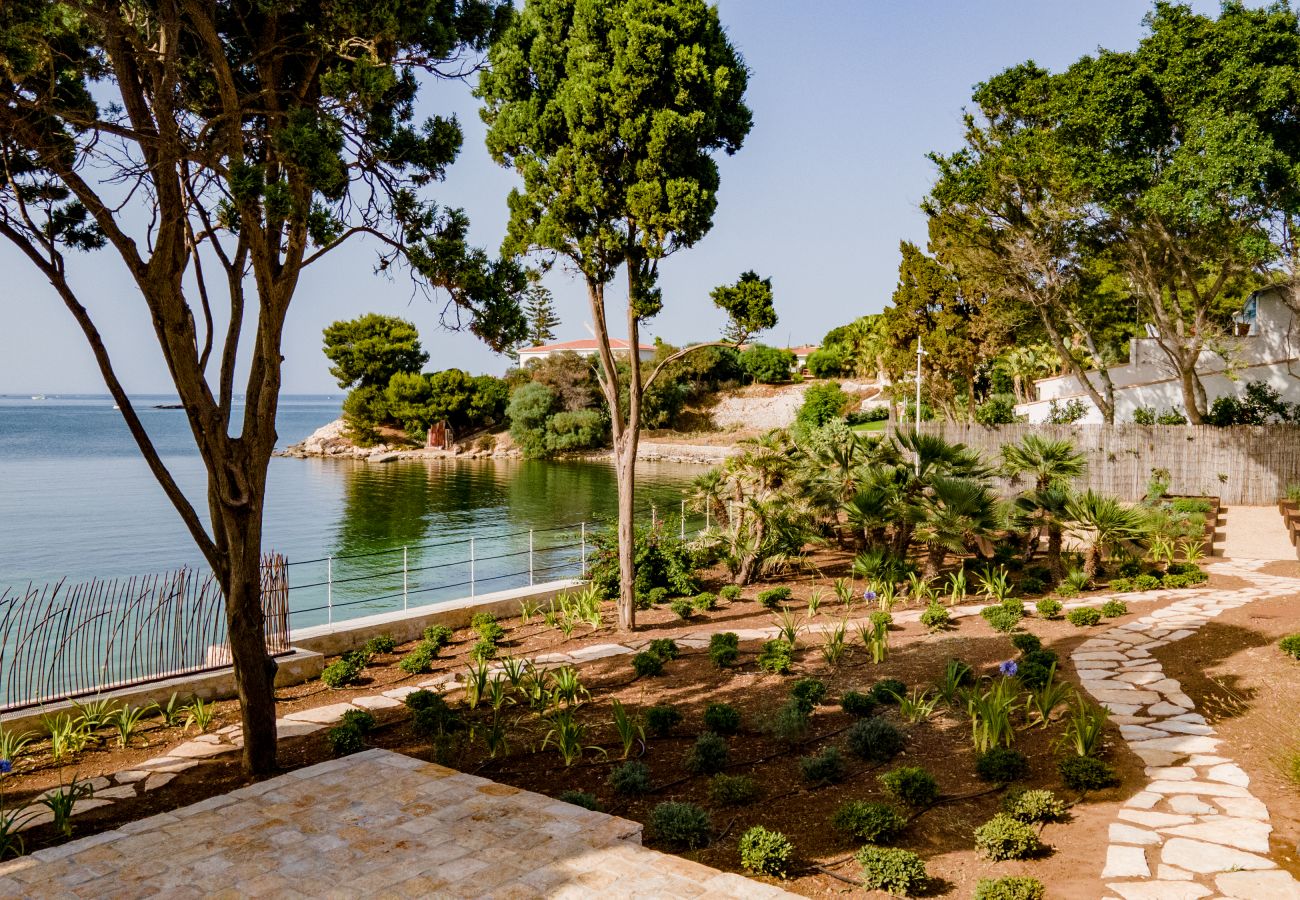 Villa a Siracusa - Villa Punta del Pero