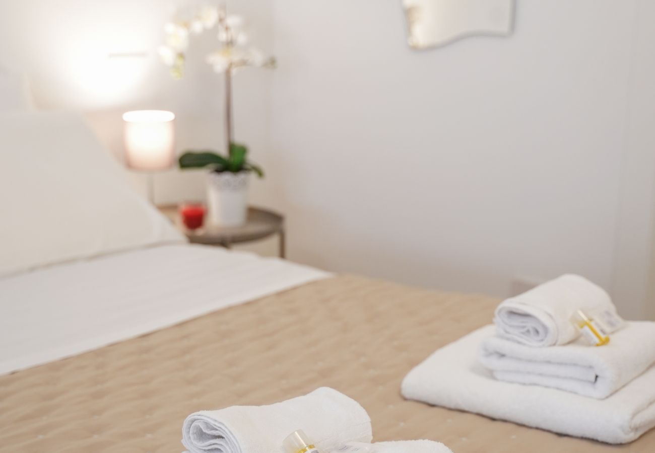 Studio a Roma - Trastevere Romantic, Chic and Smart Loft