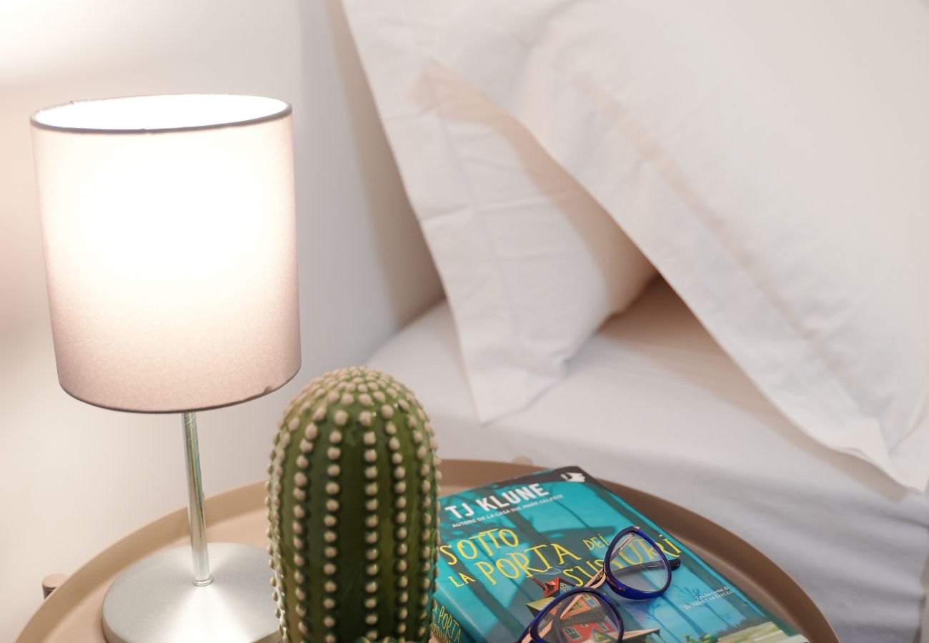 Studio a Roma - Trastevere Romantic, Chic and Smart Loft
