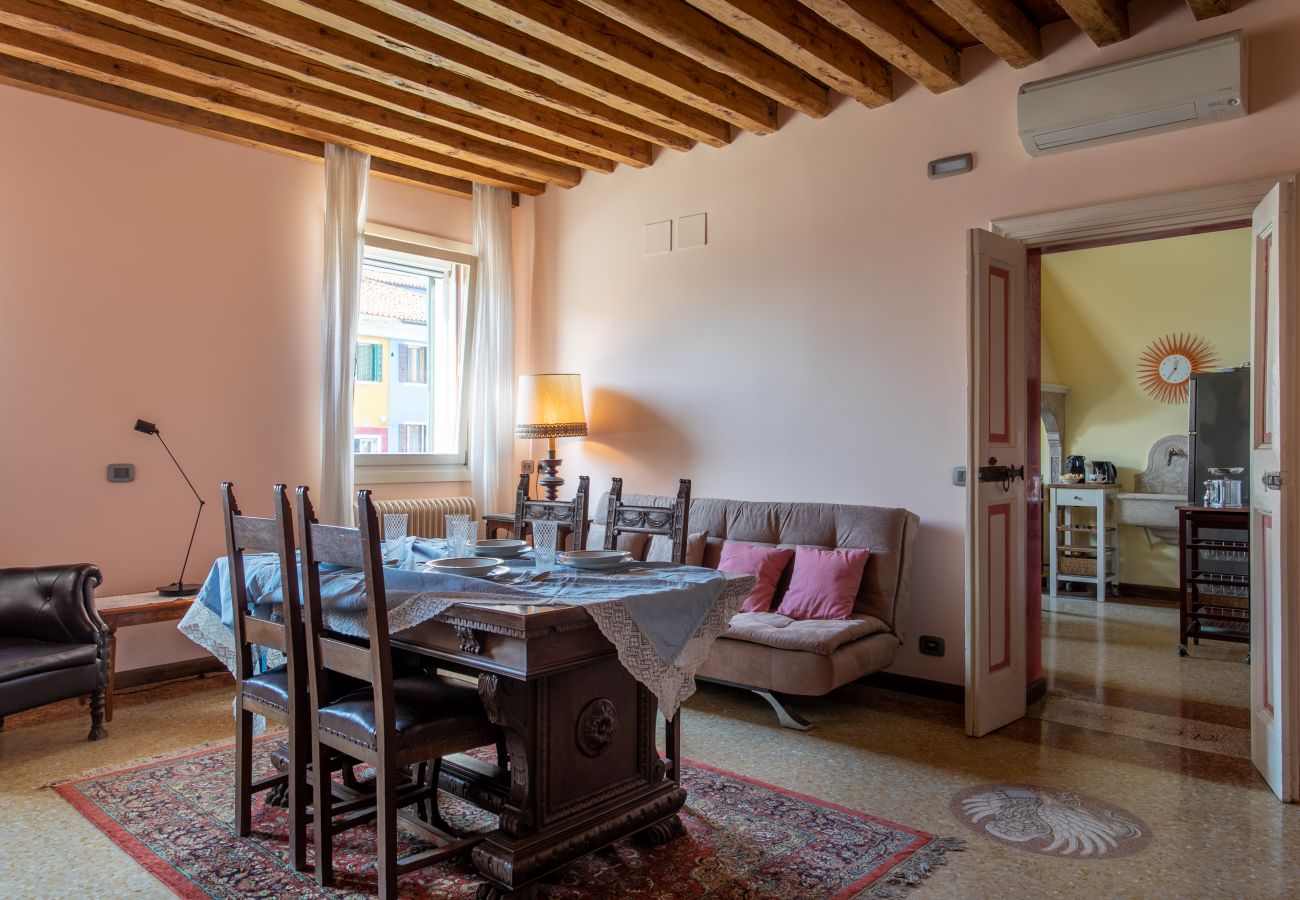 Appartamento a Burano - Wondrous Palazzetto 1619 in Magical Burano Island