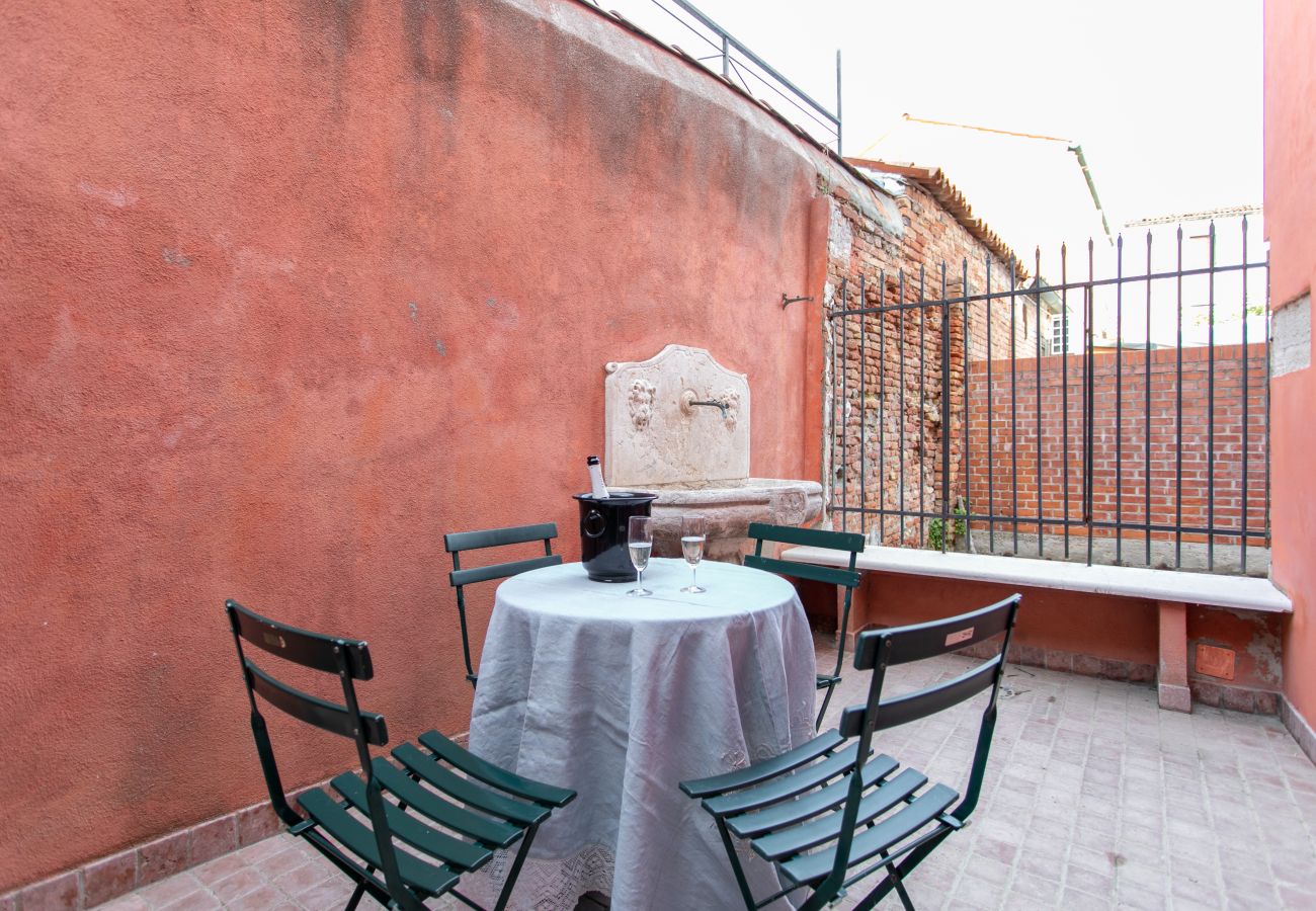 Appartamento a Burano - Wondrous Palazzetto 1619 in Magical Burano Island