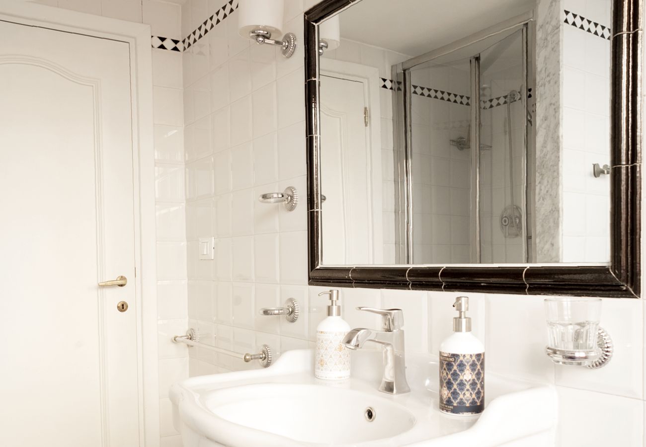 Appartamento a Roma - Artsy and Elegant Apartment near Pantheon