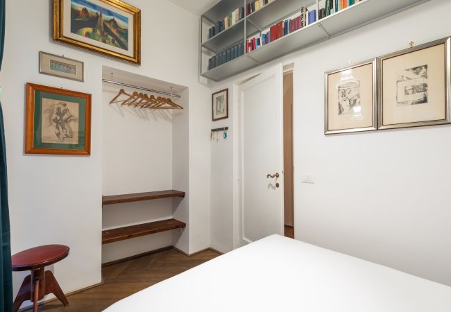 Appartamento a Roma - Chic and Style in Historical Via Giulia Appartamento a Roma - Chic and Style in Historical Via Giulia