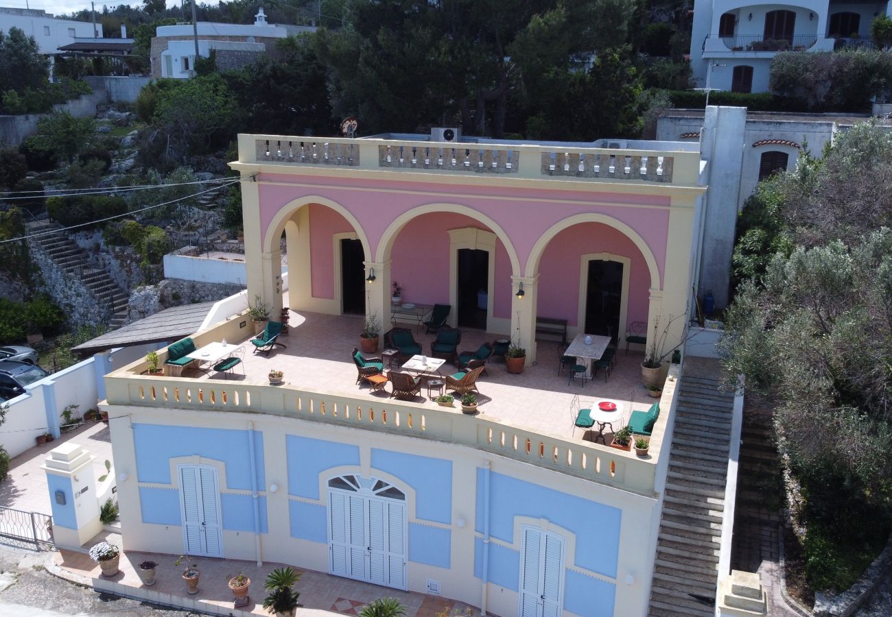 Villa a Tricase porto - Beautiful Terraced Villa by the Sea in Puglia