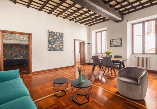 Appartamento a Roma - Campo de' Fiori Large and Beautiful Apartment