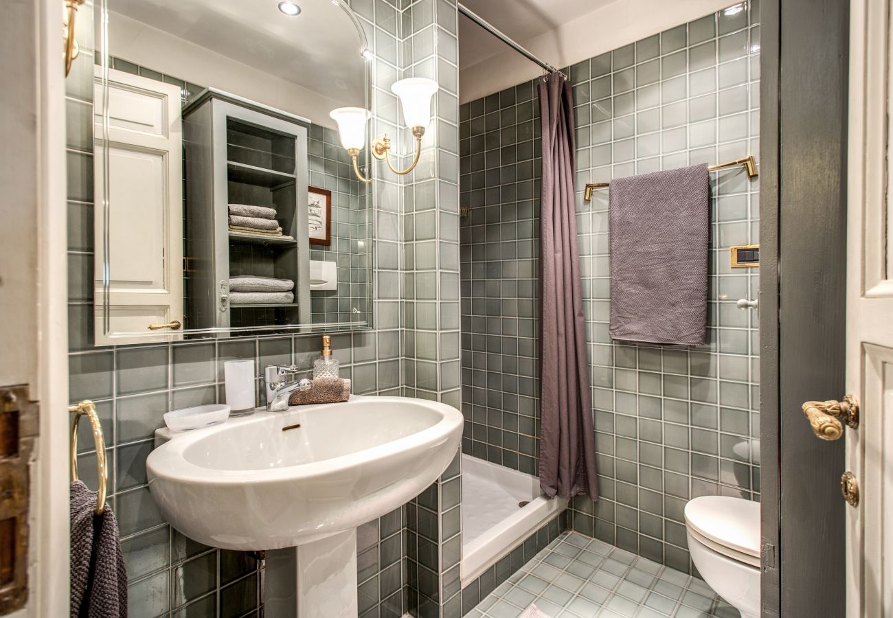 Appartamento a Roma - Wonderful Apartment with Balcony in Piazza Margana