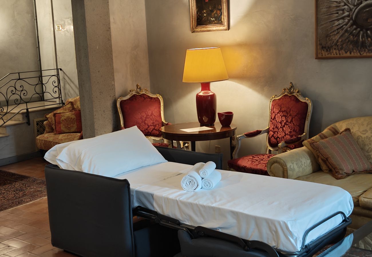 Appartamento a Roma - Stylish 2 Bdr Apt with Balcony by Pantheon & Forum