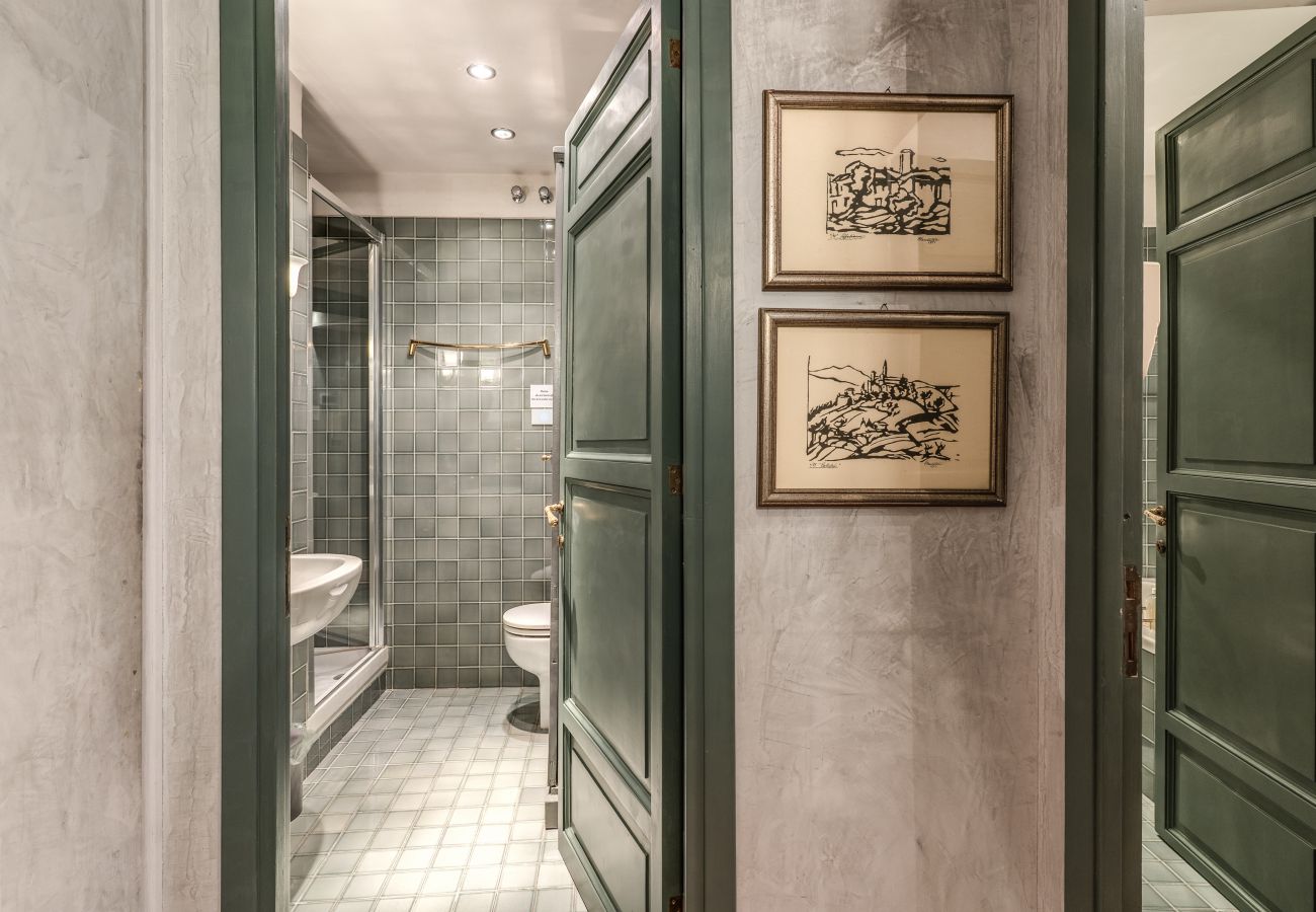 Appartamento a Roma - Stylish 2 Bdr Apt with Balcony by Pantheon & Forum