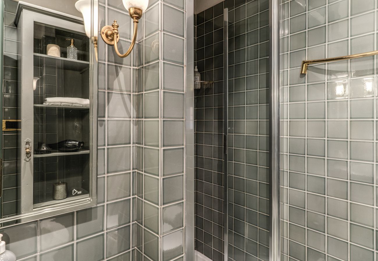 Appartamento a Roma - Stylish 2 Bdr Apt with Balcony by Pantheon & Forum