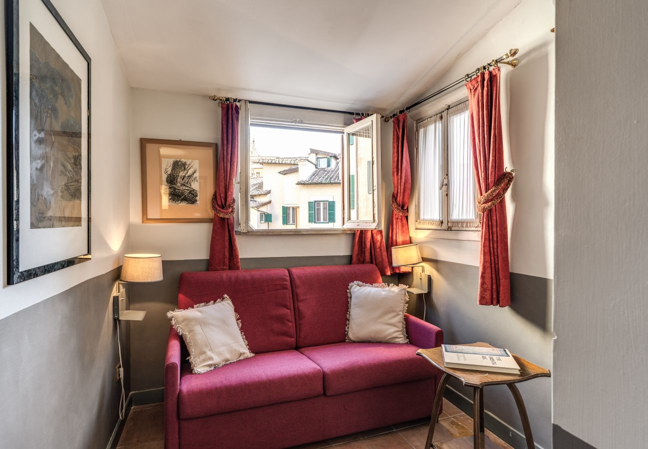 Appartamento a Roma - Stylish 2 Bdr Apt with Balcony by Pantheon & Forum