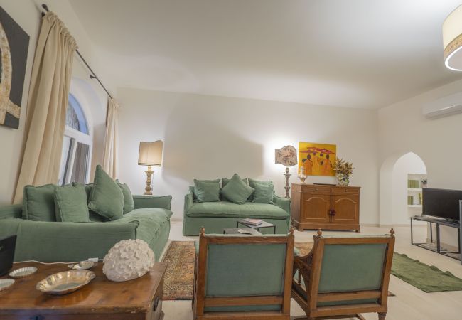 Appartamento a Roma - Via Giulia Charming Atelier apartment Appartamento a Roma - Via Giulia Charming Atelier apartment
