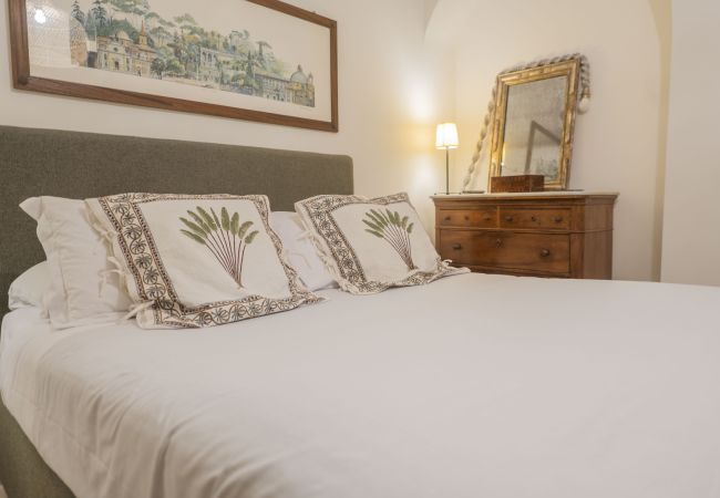 Appartamento a Roma - Via Giulia Charming Atelier apartment Appartamento a Roma - Via Giulia Charming Atelier apartment