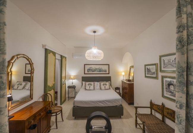 Appartamento a Roma - Via Giulia Charming Atelier apartment Appartamento a Roma - Via Giulia Charming Atelier apartment