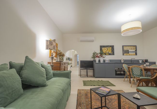 Appartamento a Roma - Via Giulia Charming Atelier apartment Appartamento a Roma - Via Giulia Charming Atelier apartment