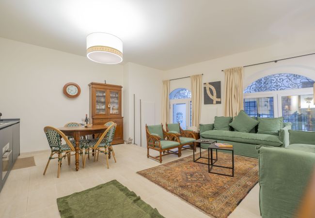 Appartamento a Roma - Via Giulia Charming Atelier apartment Appartamento a Roma - Via Giulia Charming Atelier apartment