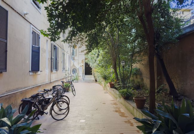 Appartamento a Roma - St. Peter Beautiful 2BR Apartment Appartamento a Roma - St. Peter Beautiful 2BR Apartment