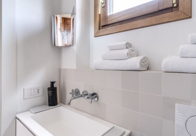 Appartamento a Roma - Trastevere Outstanding  4 BR Terraced Apartment Appartamento a Roma - Trastevere Outstanding  4 BR Terraced Apartment