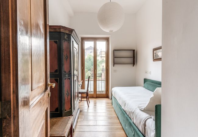 Appartamento a Roma - Trastevere Outstanding  4 BR Terraced Apartment