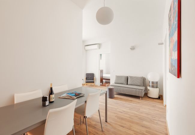 Appartamento a Roma - Vatican Beautiful 2BR Apartment with Terrace Appartamento a Roma - Vatican Beautiful 2BR Apartment with Terrace
