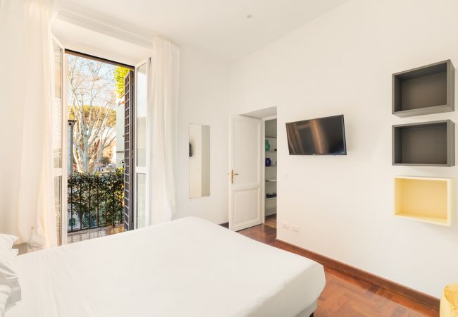 Appartamento a Roma - Vatican Beautiful 2BR Apartment with Terrace Appartamento a Roma - Vatican Beautiful 2BR Apartment with Terrace