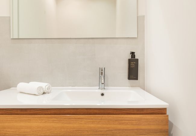 Appartamento a Roma - Vatican Beautiful 2BR Apartment with Terrace Appartamento a Roma - Vatican Beautiful 2BR Apartment with Terrace