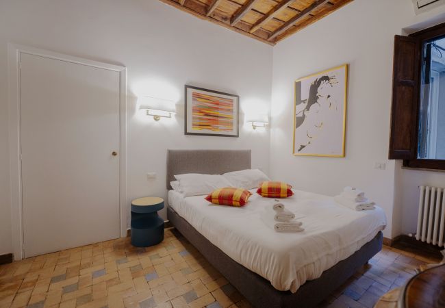 Appartamento a Roma - Via Giulia Charming Apartment with Balcony