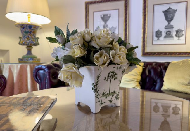 Appartamento a Roma - Via Giulia Charming Apartment with Balcony Appartamento a Roma - Via Giulia Charming Apartment with Balcony