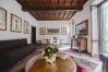 Appartamento a Roma - Via Giulia Charming Apartment with Balcony Appartamento a Roma - Via Giulia Charming Apartment with Balcony