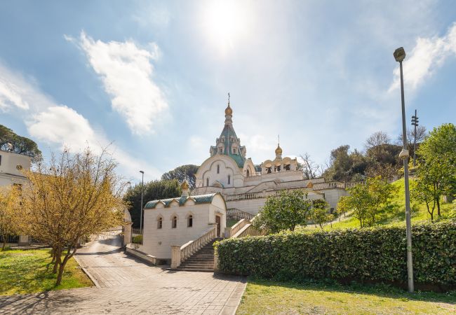 Studio a Roma - Lovely Studio with Balcony by St. Peter Studio a Roma - Lovely Studio with Balcony by St. Peter