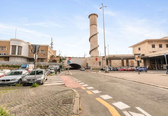 Appartamento a Roma - Termini Station Lightsome 3BR Apartment Appartamento a Roma - Termini Station Lightsome 3BR Apartment